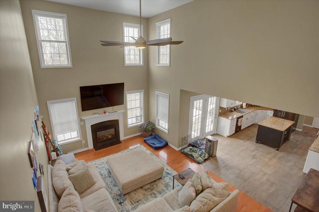 108 N BLACKBERRY LN, Fayetteville, PA 17222