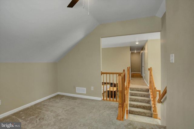 108 N BLACKBERRY LN, Fayetteville, PA 17222