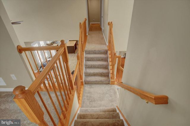 108 N BLACKBERRY LN, Fayetteville, PA 17222