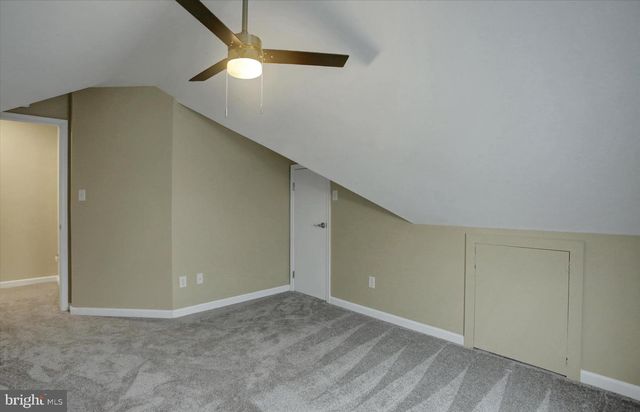 108 N BLACKBERRY LN, Fayetteville, PA 17222