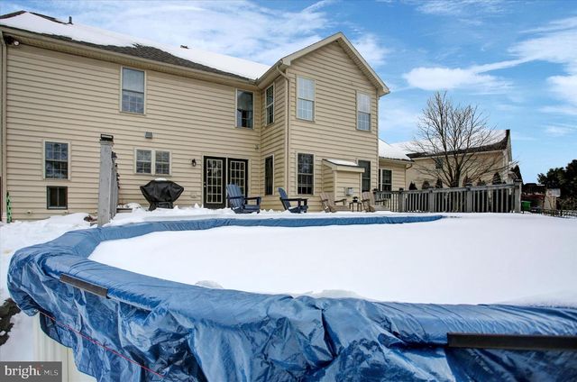 108 N BLACKBERRY LN, Fayetteville, PA 17222