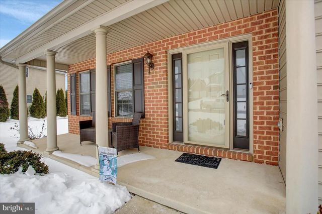 108 N BLACKBERRY LN, Fayetteville, PA 17222