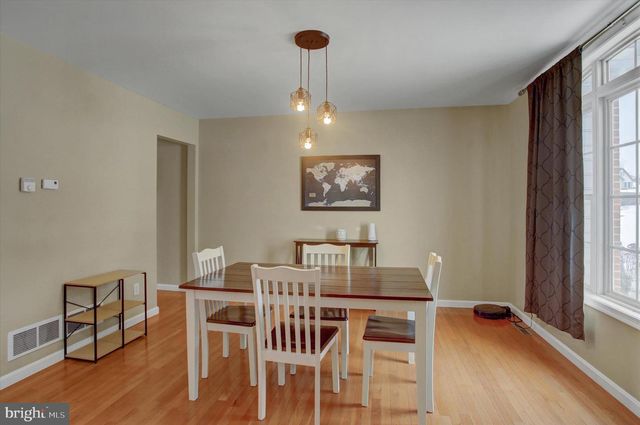 108 N BLACKBERRY LN, Fayetteville, PA 17222