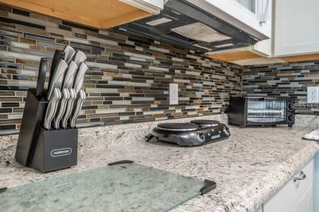 3120 PEEL AVENUE, Orlando, FL 32806