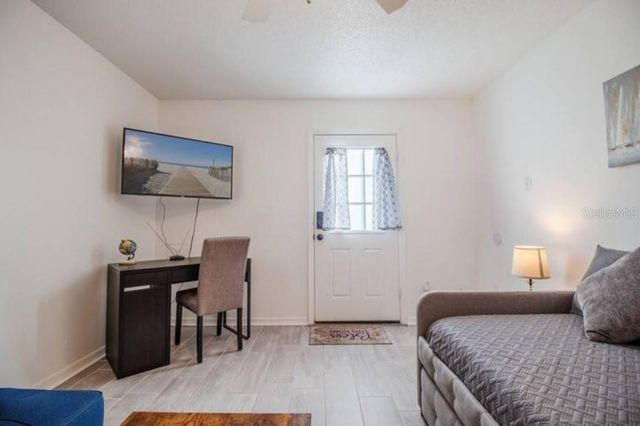 3120 PEEL AVENUE, Orlando, FL 32806