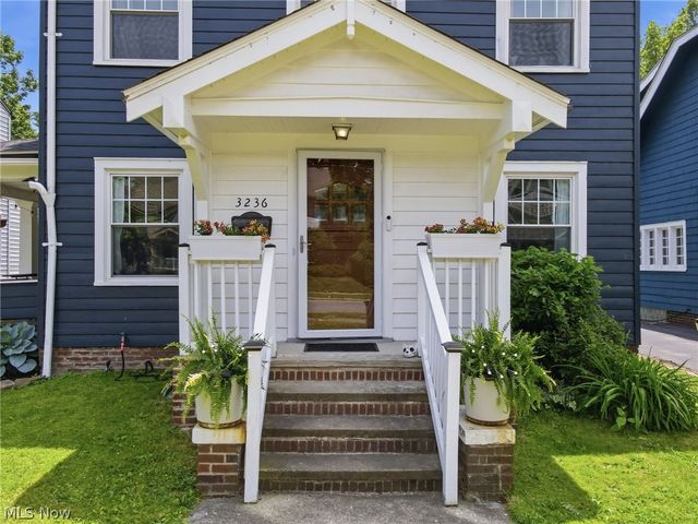 3236 E Overlook Road, Cleveland Heights, OH 44118