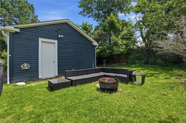 3236 E Overlook Road, Cleveland Heights, OH 44118