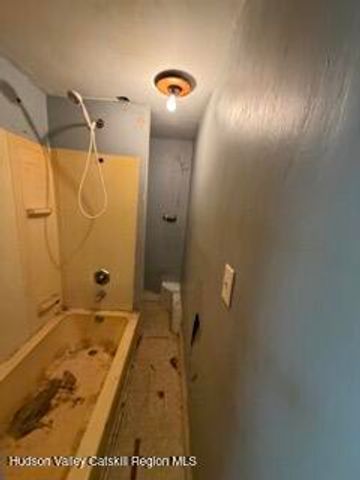 218 Tanners Lane Lane, Hudson, NY 12534