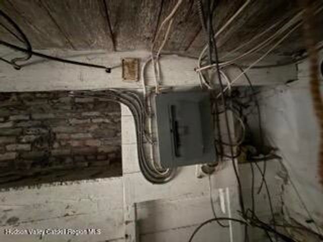 218 Tanners Lane Lane, Hudson, NY 12534