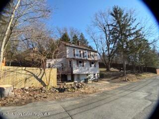 218 Tanners Lane Lane, Hudson, NY 12534