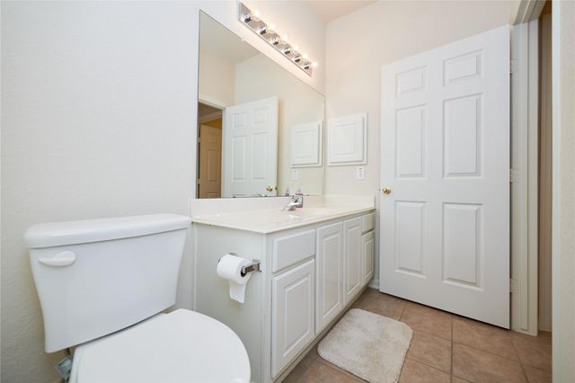 22 W Greenhill Terrace Place, The Woodlands, TX 77382