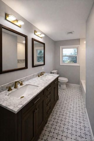7 Jonathan Drive, Staatsburg, NY 12580