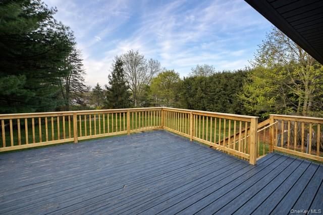 7 Jonathan Drive, Staatsburg, NY 12580