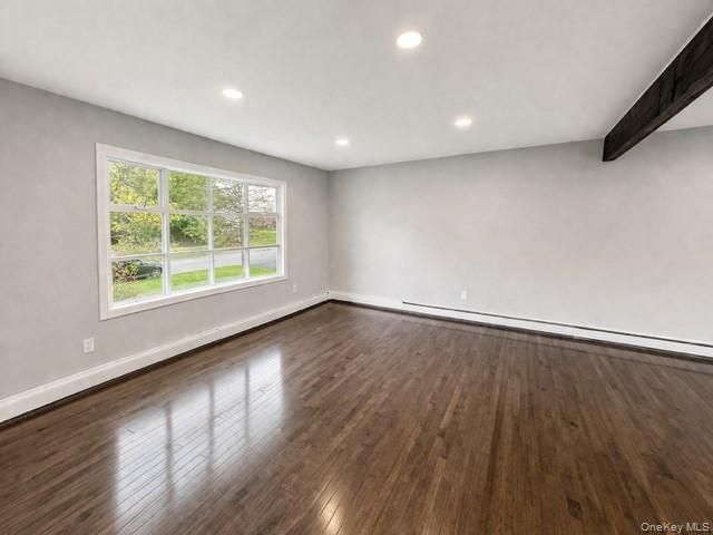 7 Jonathan Drive, Staatsburg, NY 12580
