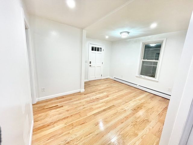 22 Clinton St 1, Mansfield, MA 02048