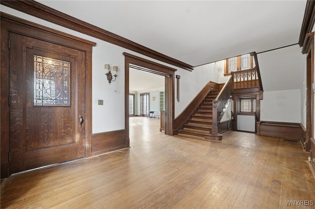 556 Lafayette Avenue, Buffalo, NY 14222