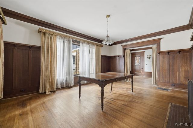 556 Lafayette Avenue, Buffalo, NY 14222