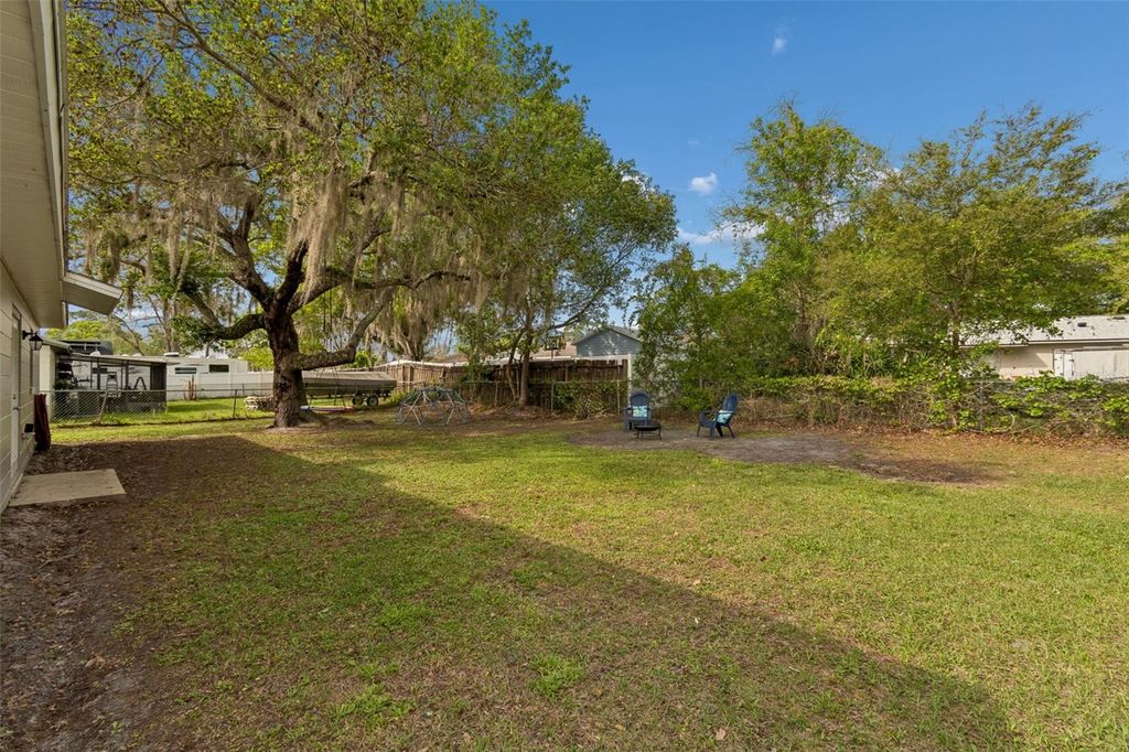 Image 31 of property listing at 2972 SLIPPERY ROCK AVENUE, Orlando, FL 32826