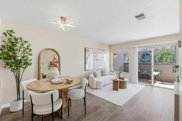 871 W California Avenue J, Sunnyvale, CA 94086