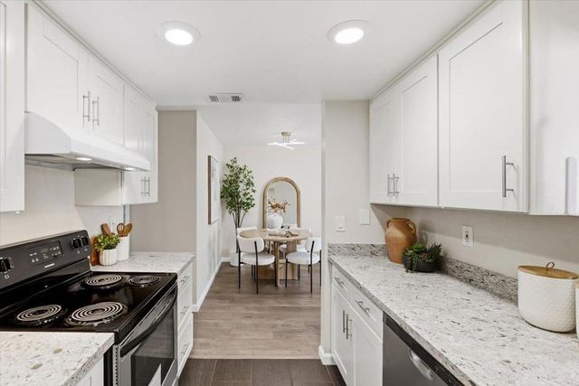 871 W California Avenue J, Sunnyvale, CA 94086