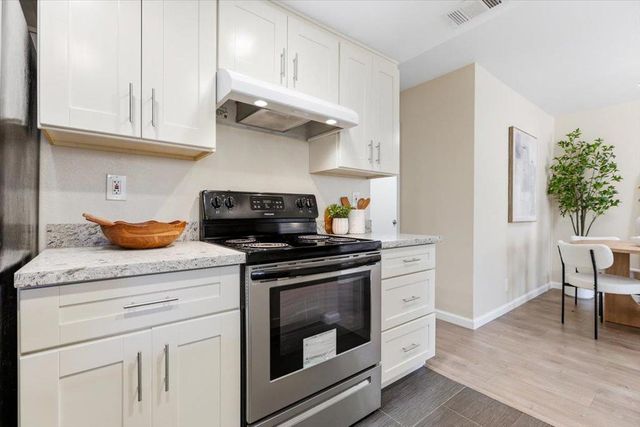 871 W California Avenue J, Sunnyvale, CA 94086