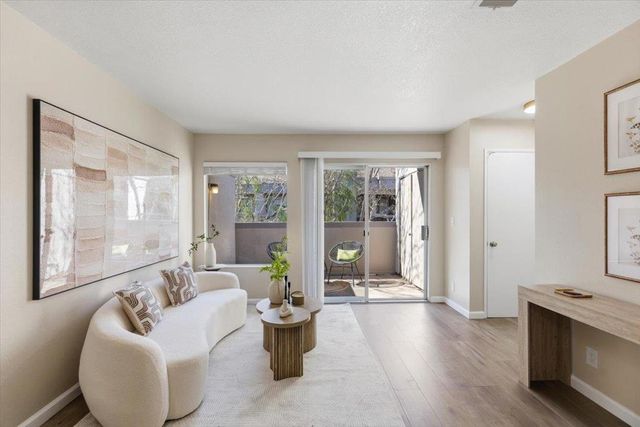 871 W California Avenue J, Sunnyvale, CA 94086