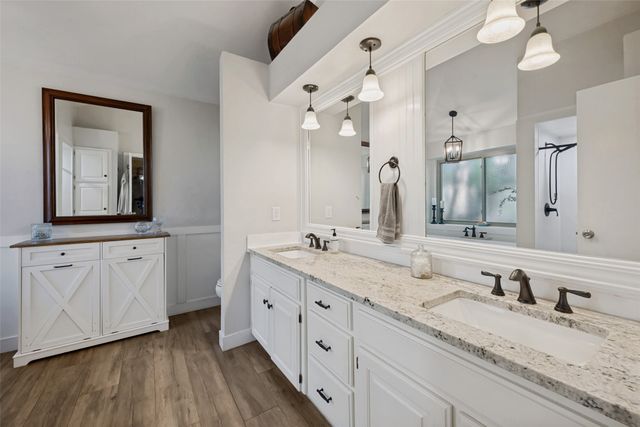 312 Marseille Drive, Hurst, TX 76054