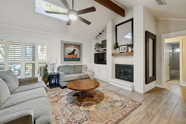 312 Marseille Drive, Hurst, TX 76054