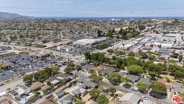 2500 Armour Lane, Redondo Beach, CA 90278