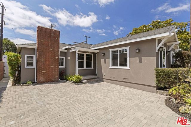 2500 Armour Lane, Redondo Beach, CA 90278