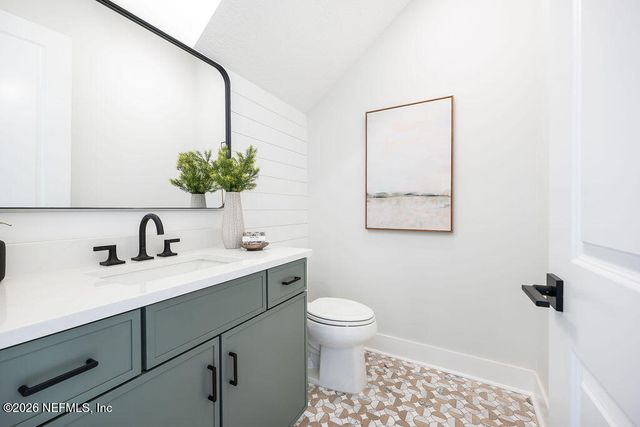 809 11TH Avenue S, Jacksonville Beach, FL 32250