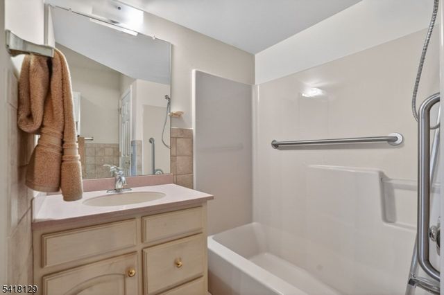 2205 Clinton Ln 2205, Rockaway Twp., NJ 07866