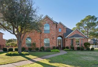 1100 Durango Circle, Shady Shores, TX 76208