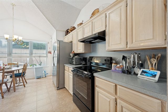 1825 Yorkshire Street, Fort Worth, TX 76134