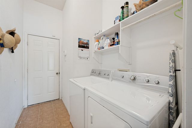 1825 Yorkshire Street, Fort Worth, TX 76134