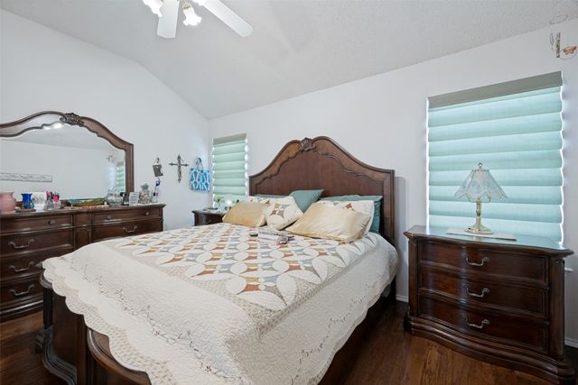 1825 Yorkshire Street, Fort Worth, TX 76134
