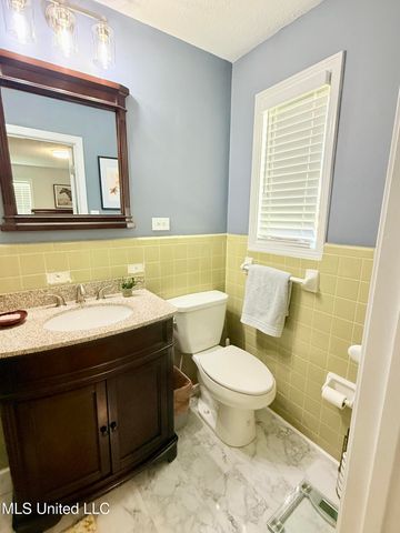 516 Chestnut Street, Grenada, MS 38901