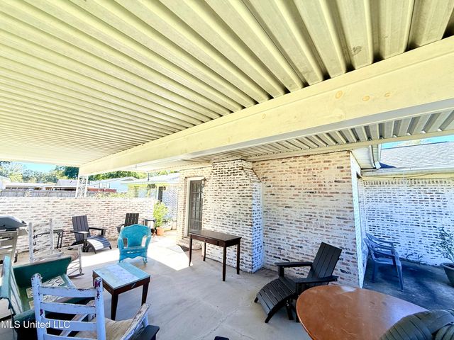 516 Chestnut Street, Grenada, MS 38901