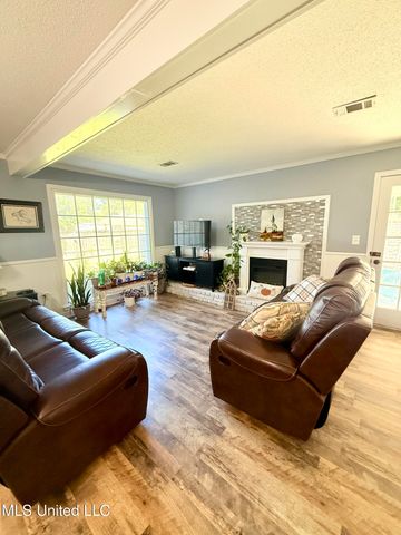 516 Chestnut Street, Grenada, MS 38901