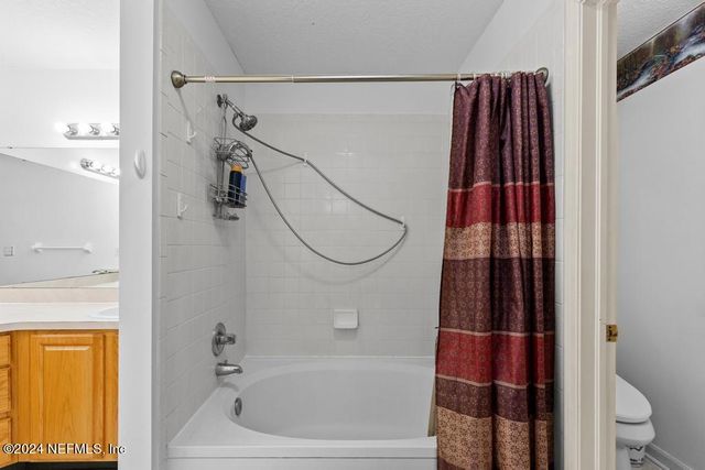 1242 KING JAMES Place, Jacksonville, FL 32218