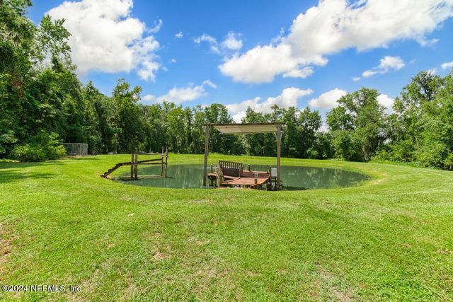 1242 KING JAMES Place, Jacksonville, FL 32218