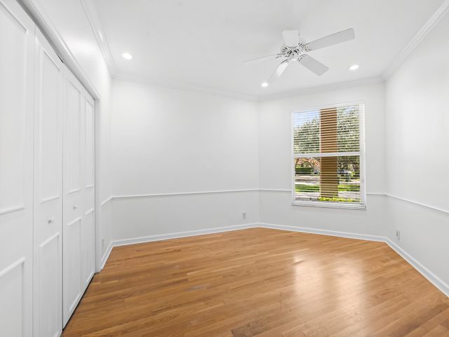 1207 Manor Drive S, Weston, FL 33326