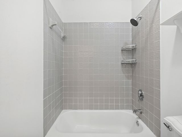 1207 Manor Drive S, Weston, FL 33326