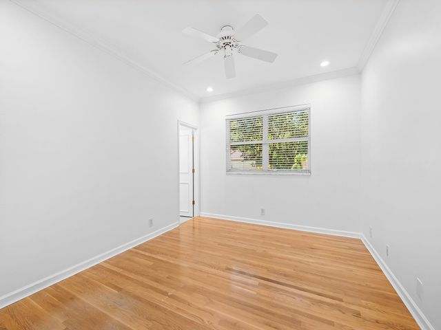 1207 Manor Drive S, Weston, FL 33326