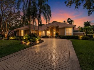 1207 Manor Drive S, Weston, FL 33326