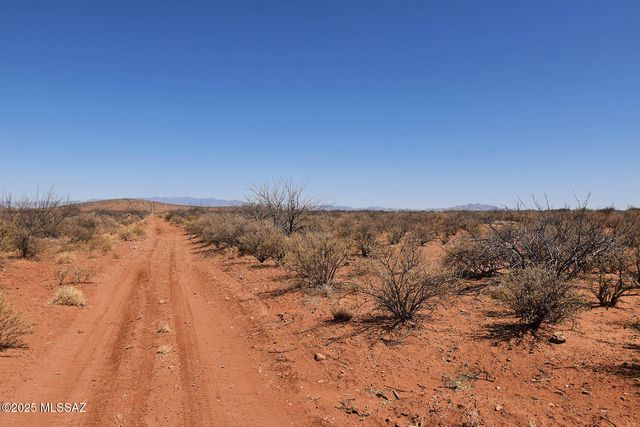 10.2 Acres E Tank Trail # 269, Pearce, AZ 85625