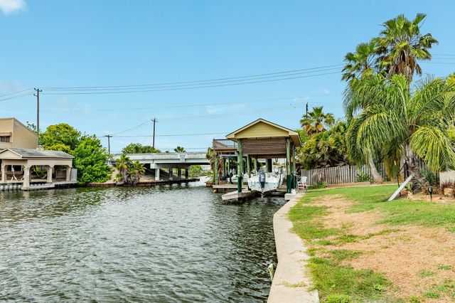 2413 Gerol Drive, Galveston, TX 77551