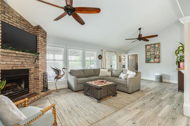 2413 Gerol Drive, Galveston, TX 77551