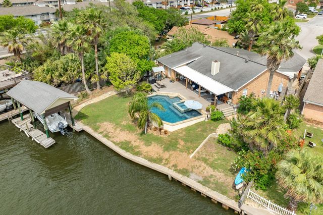 2413 Gerol Drive, Galveston, TX 77551