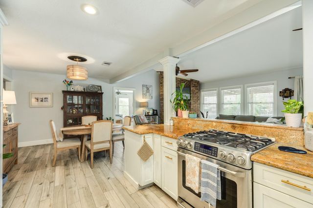 2413 Gerol Drive, Galveston, TX 77551